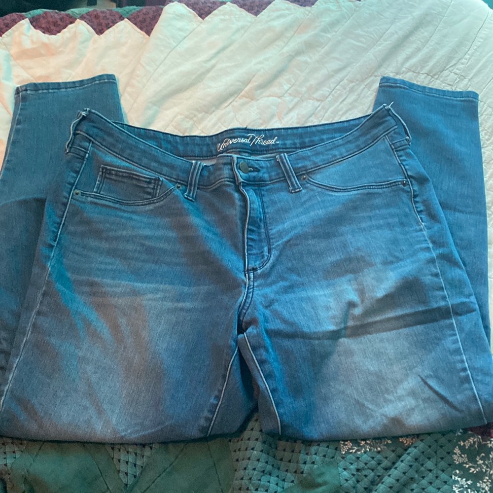 Universal Thread jeans size 14 Mid rise jegging